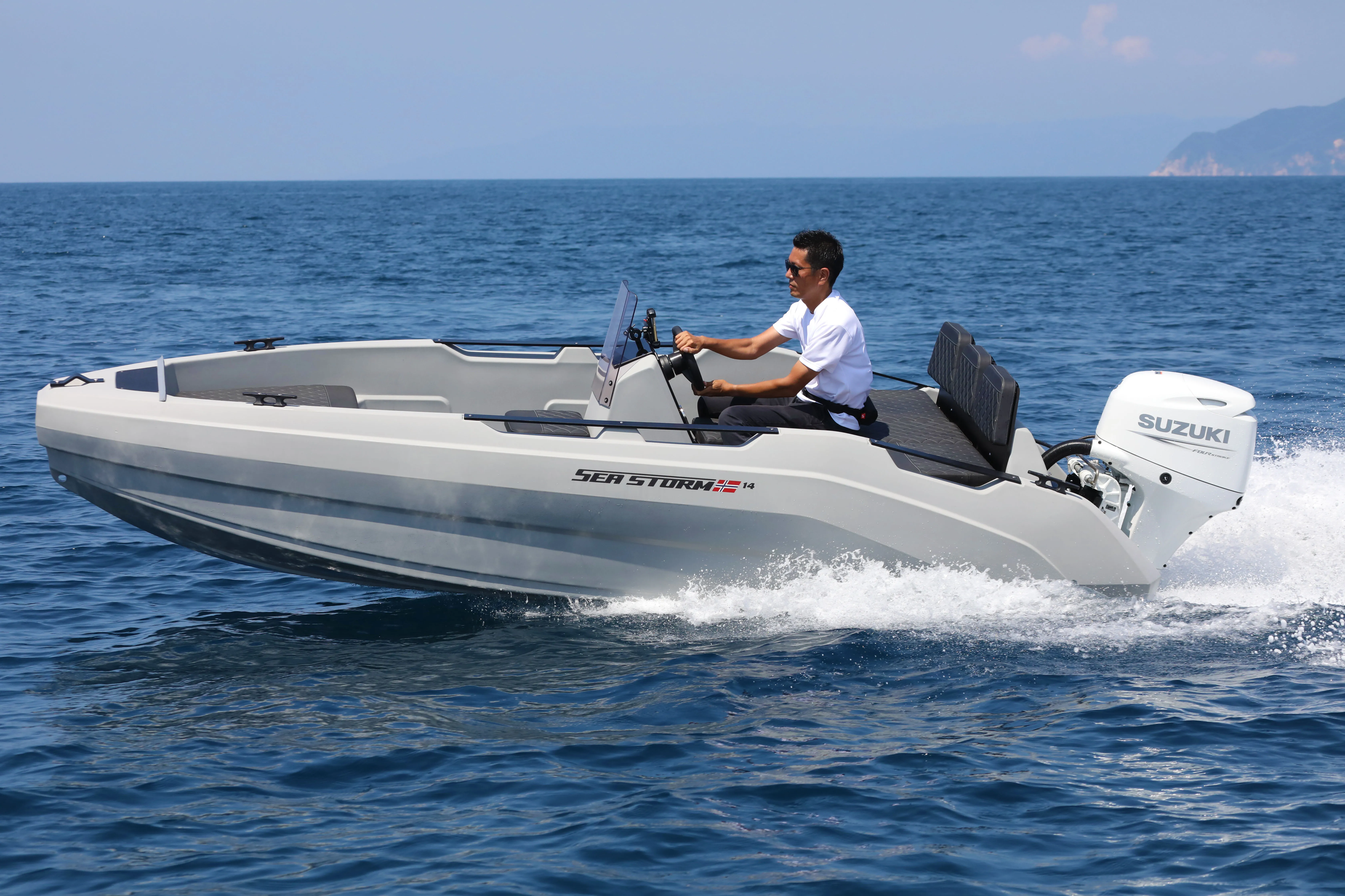 SEASTORM 14HDPE ADVANTAGE