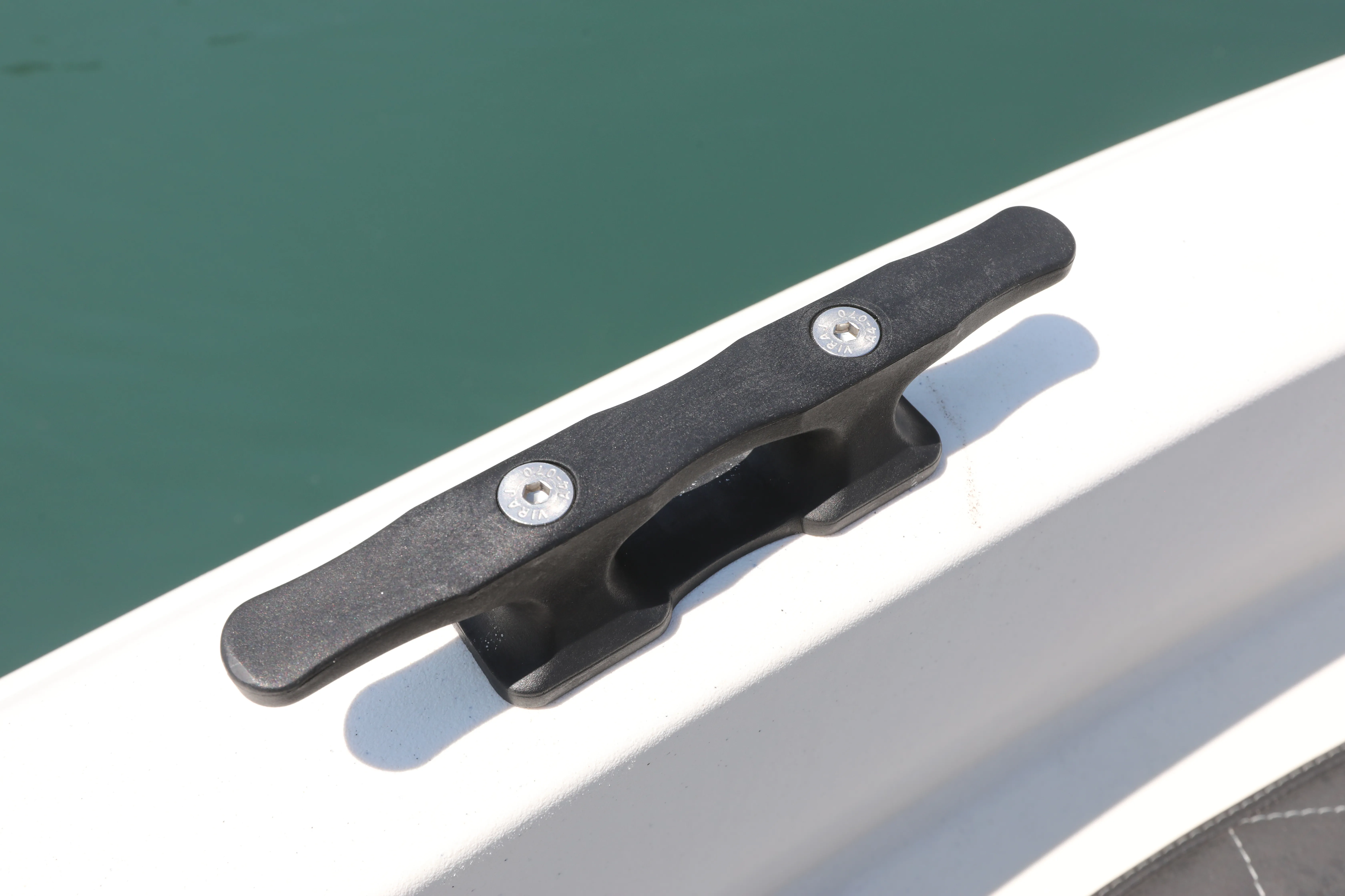 SEASTORM 17HDPE ADVANTAGE